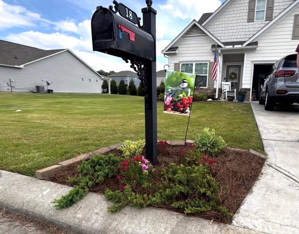 Residential landscaping and mulch bed service in Georgia